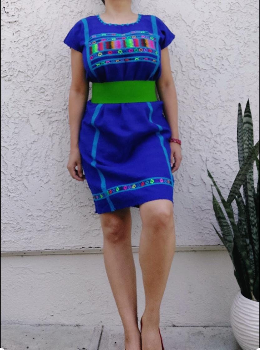 Backstrap loom Triqui dress,  Oaxacan Handmade Huipil, Embroidery Mexican dress,    S /M