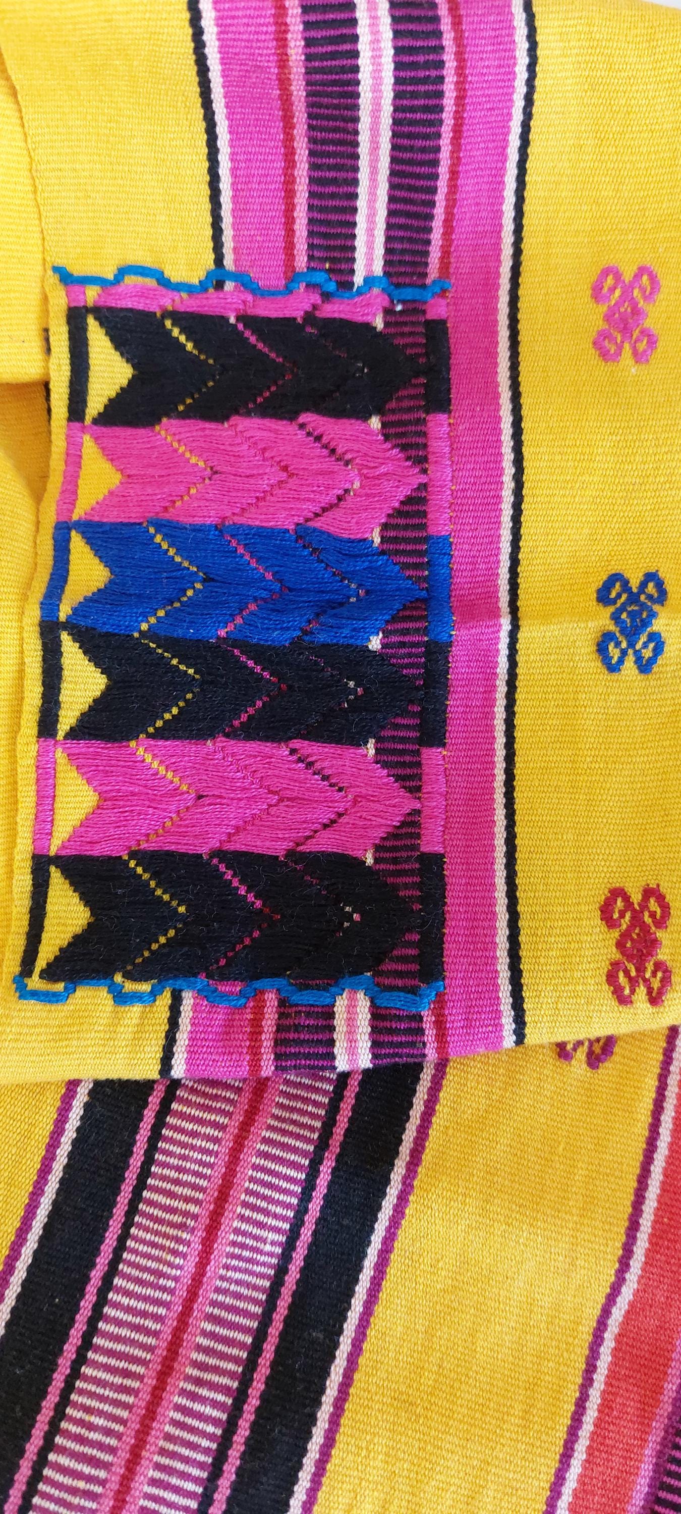 Backstrap loom Huipil,  Pantelhó blouse, Chiapas short huipil.    S/M/L