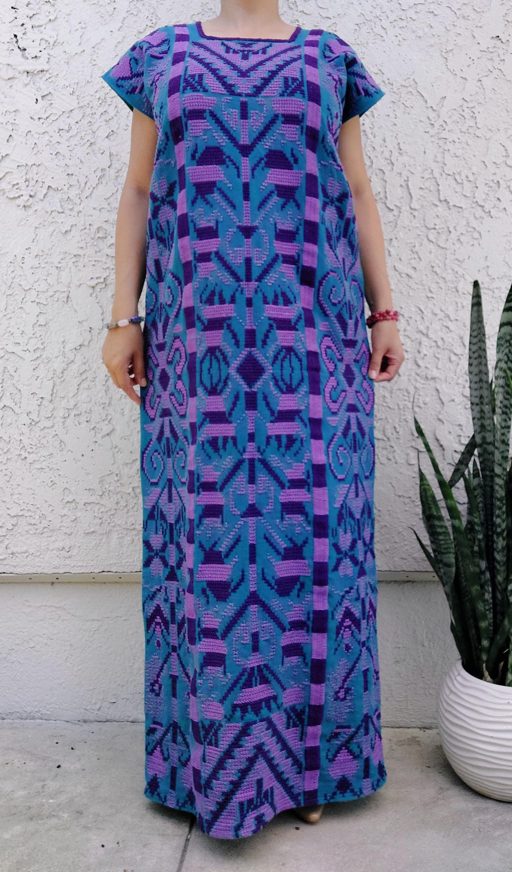 Oaxacan dress,  handmade dress, Embroidery dress, Artisian Mexican Long dress. S/M