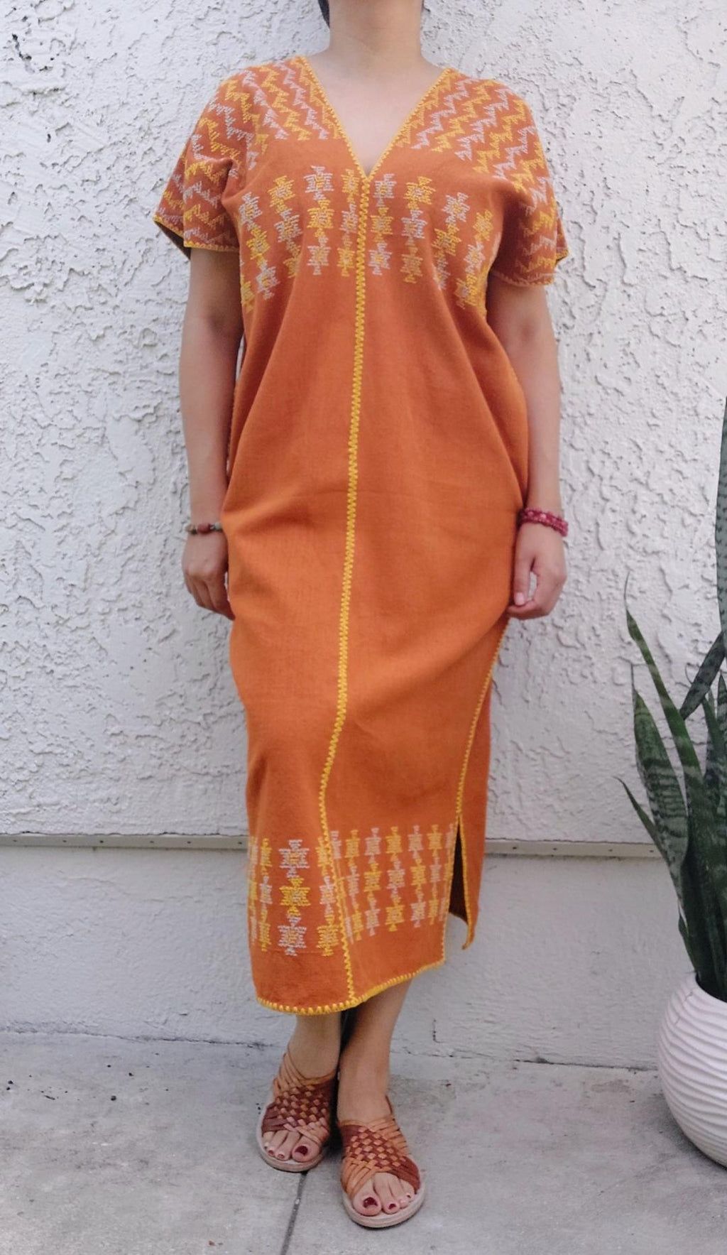 Handmade Huipil, San Juan Colorado, Mixteco dress, Embroidery Mexican dress, Oaxacan dress  S-M