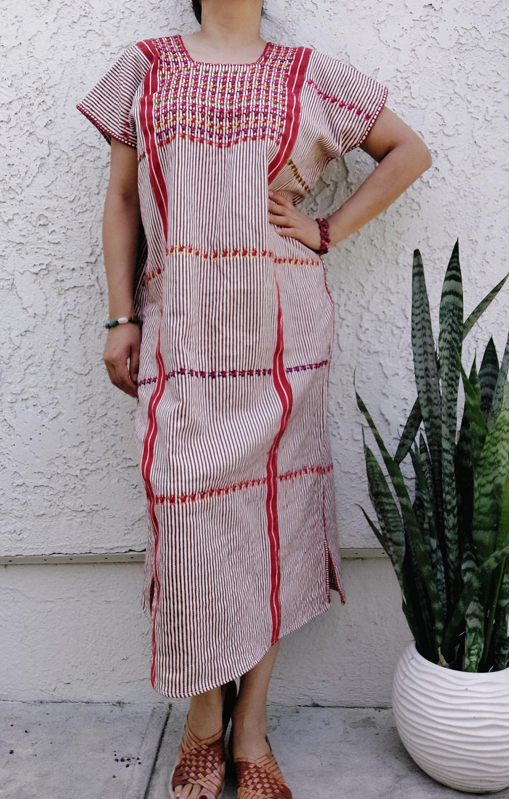 Tacuate Backstrap loom Huipil dress, Oaxacan Embroidery Dress, Mexican Handmade artisian cotton dress.   O/S