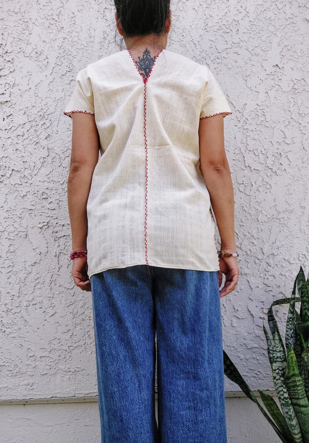 Backstrap loom Huipil, Short  Amuzgo Huipil, Mexican Embroidery top, Oaxacan top,  Handcrafted top, Handmade Artisian top.    S/M