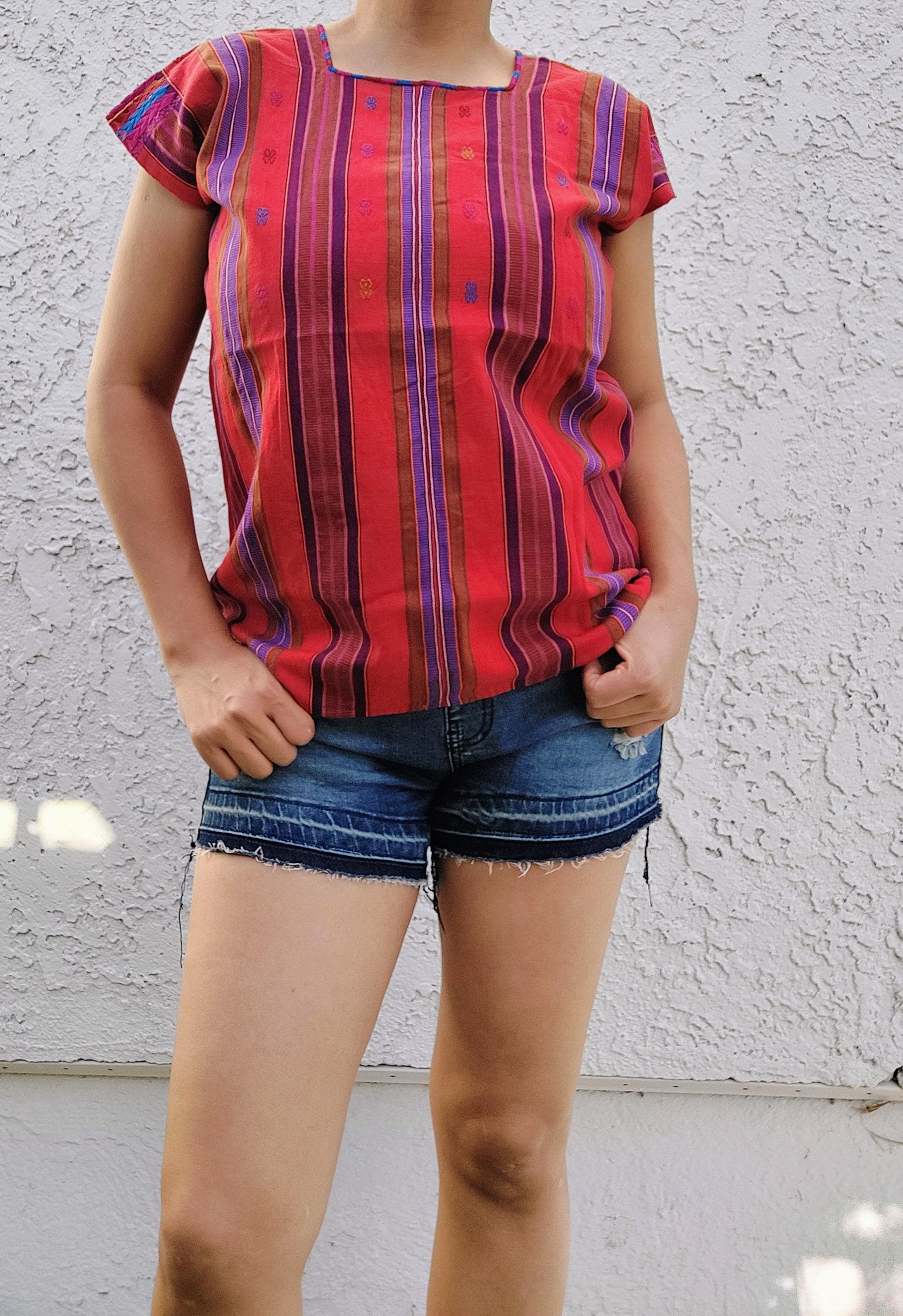 Backstrap loom Short Huipil,  Pantelhó Chiapas top, Handmade top, Mexican blouse Artisian, Ethnic  S/M.