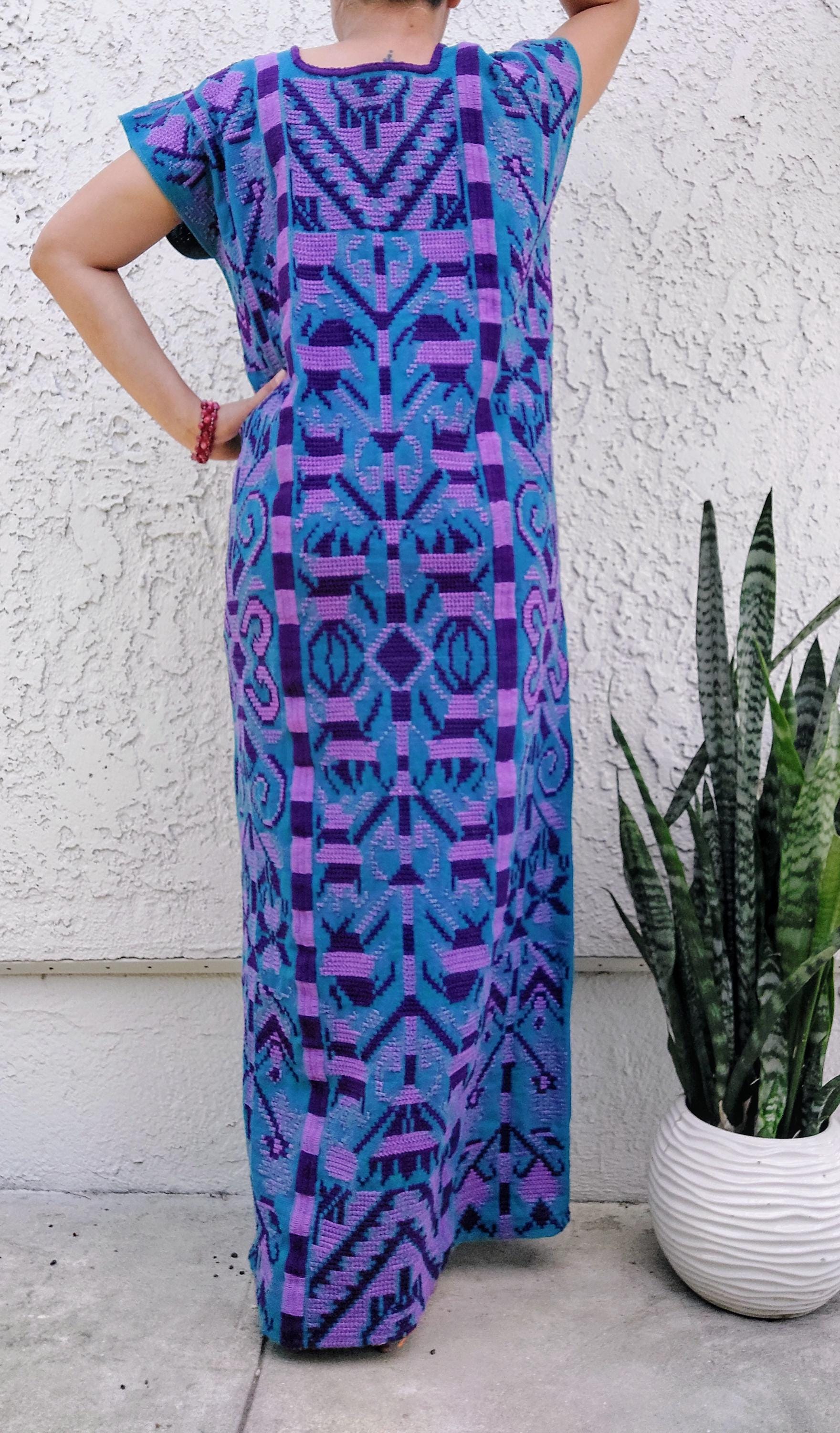 Oaxacan dress,  handmade dress, Embroidery dress, Artisian Mexican Long dress. S/M