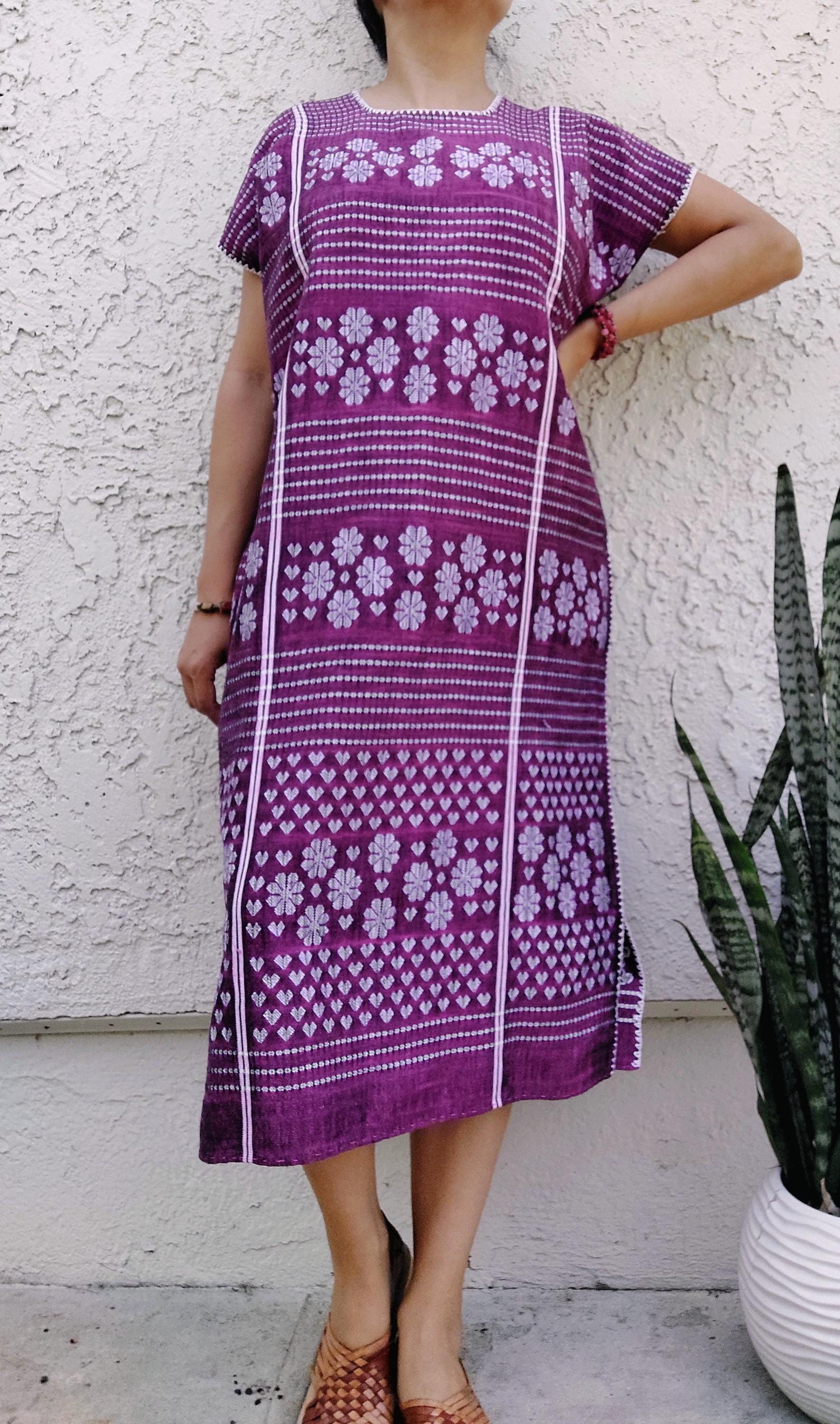 Handmade Huipil, Embroidery Mexican dress, Amuzgos, Guerrero. O/S